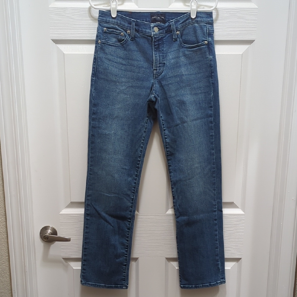 Lucky Brand Sweet Mid Rise Straight 8/29A